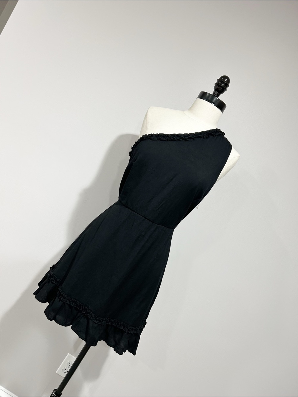Blue Rain Black One-Shoulder Ruffle Dress